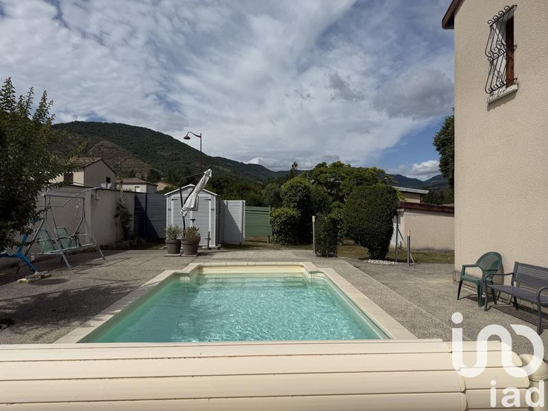 Maison - 174 m² - 6 pièces