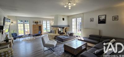 Maison - 170 m² - 6 pièces