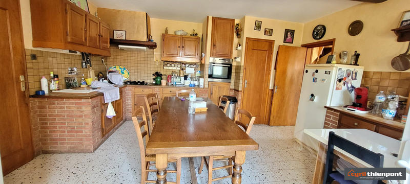 Maison - 140 m² - 5 pièces