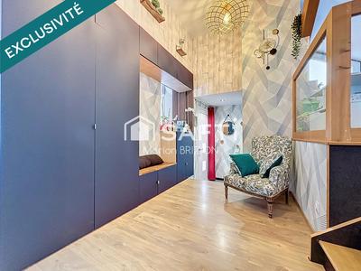 Maison - 105 m² - 5 pièces