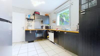 Maison - 75 m² - 5 pièces