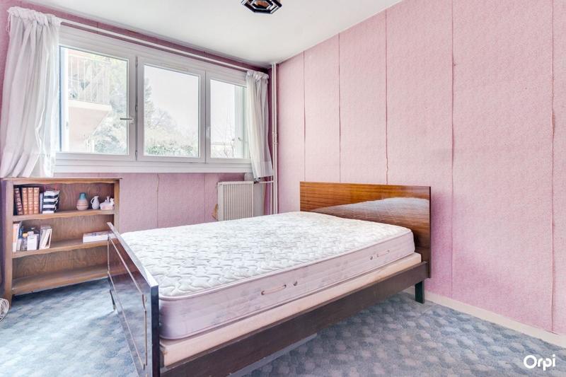 Appartement - 92 m² - 5 pièces