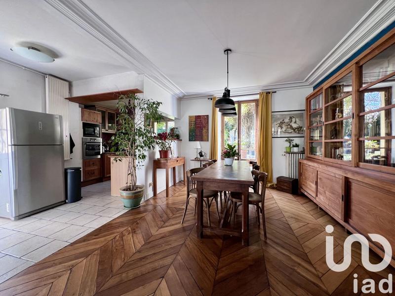 Maison - 120 m² - 7 pièces