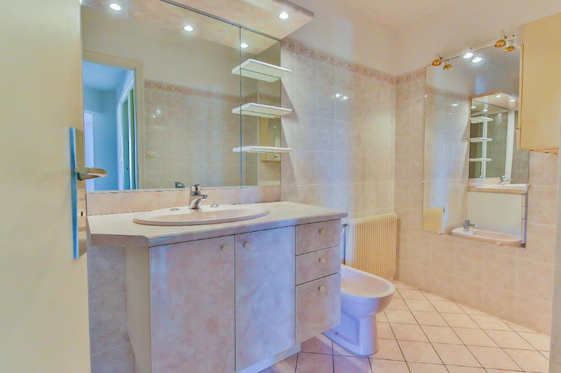 Appartement - 95 m² - 3 pièces