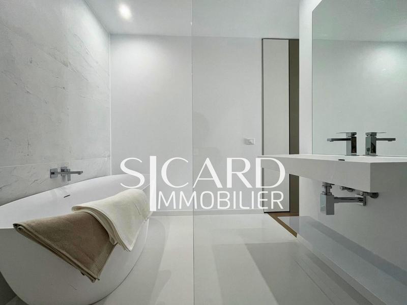 Appartement - 94 m² - 4 pièces