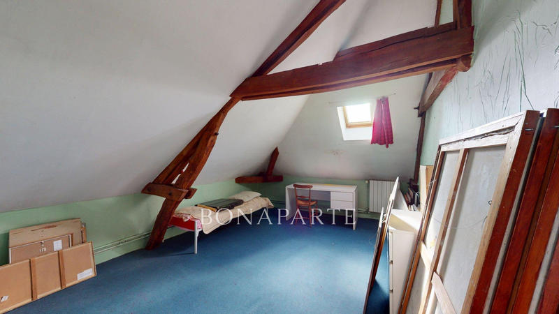 Maison - 246 m² - 8 pièces