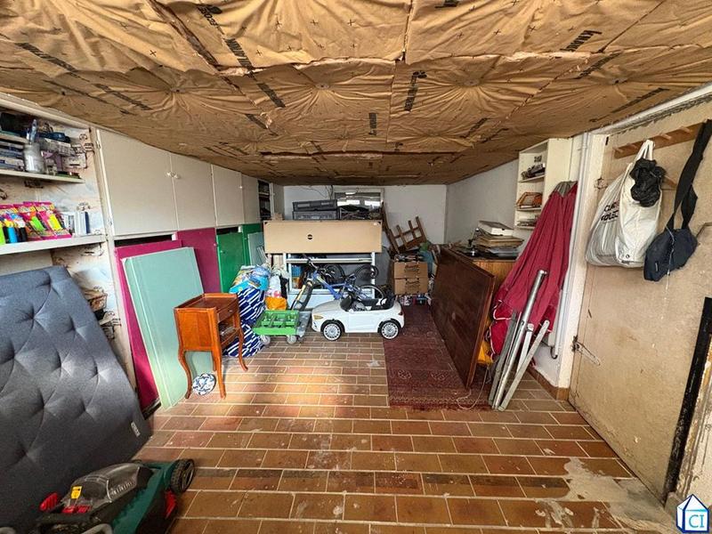 Maison traditionnelle - 88 m² - 4 pièces