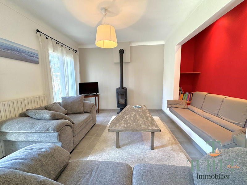 Maison - 93 m² - 4 pièces