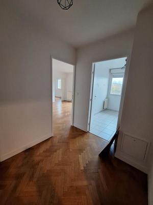 Appartement ancien - 60 m² - 3 pièces