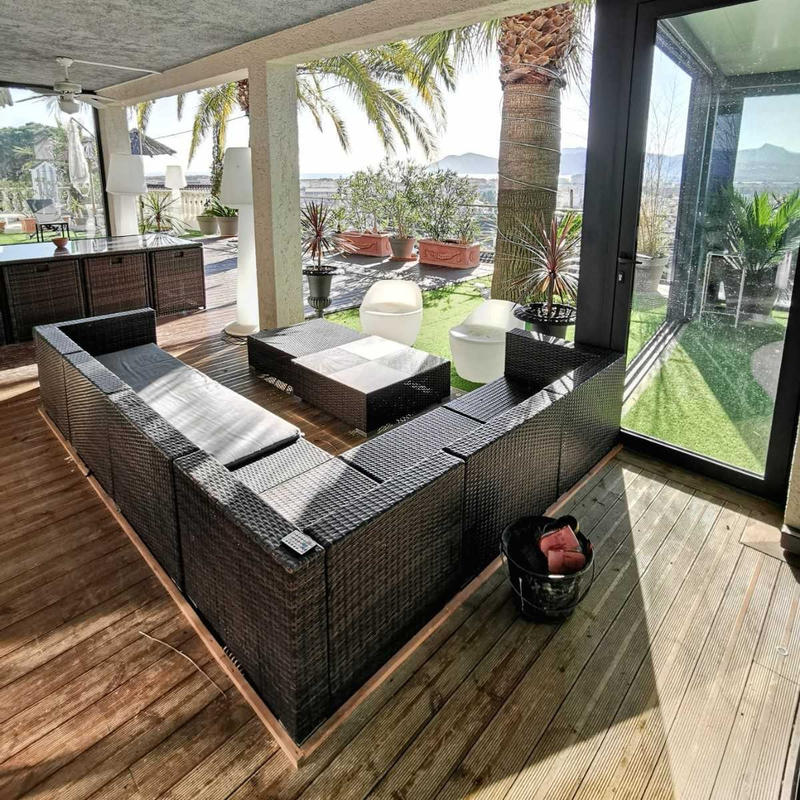 Maison - 200 m² - 7 pièces