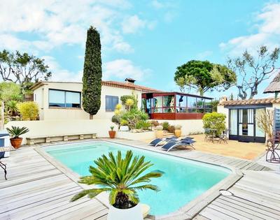 Villa - 300 m² - 10 pièces