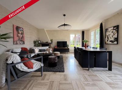 Maison - 142 m² - 6 pièces