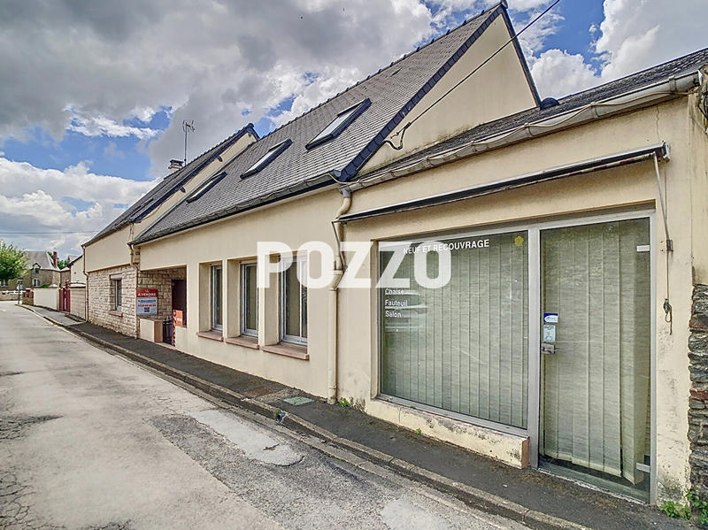 Maison - 185 m² - 10 pièces