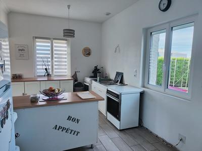 Maison - 187 m² - 8 pièces