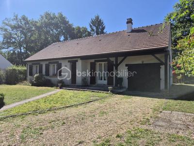 Maison traditionnelle - 87 m² - 4 pièces