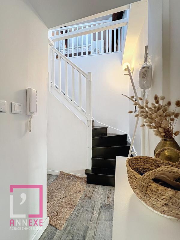 Maison - 95 m² - 4 pièces