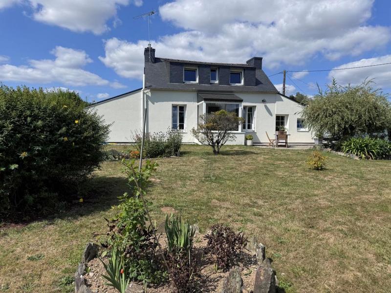 Maison - 92 m² - 4 pièces