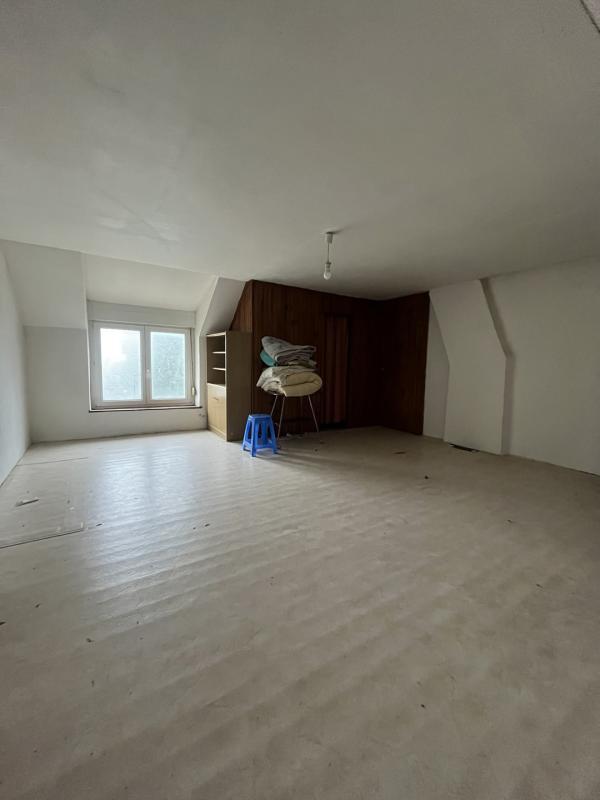 Maison - 167 m² - 6 pièces