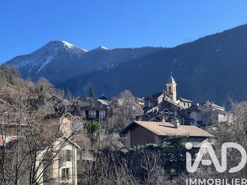 Appartement - 106 m² - 8 pièces