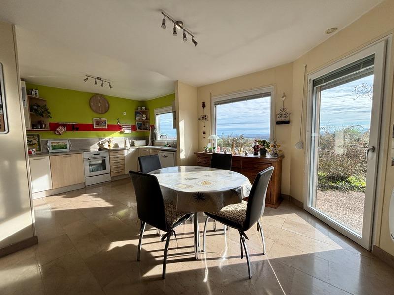 Maison - 178 m² - 5 pièces