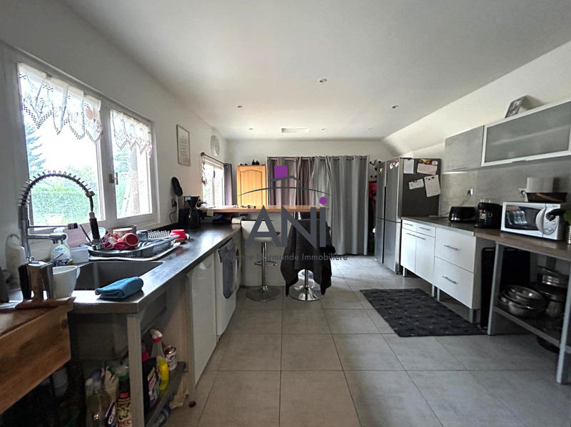 Maison - 217 m² - 7 pièces