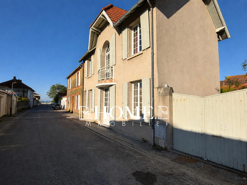 Maison - 104 m² - 5 pièces