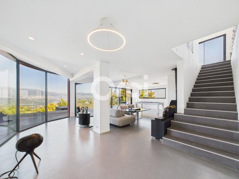 Villa - 312 m² - 5 pièces