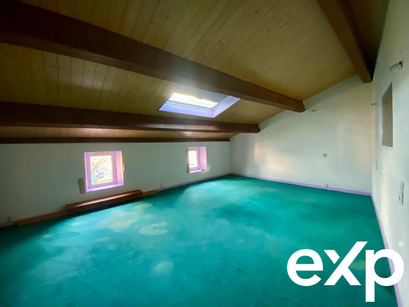 Maison traditionnelle - 134 m² - 4 pièces