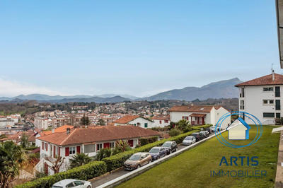 Appartement - 101 m² - 4 pièces