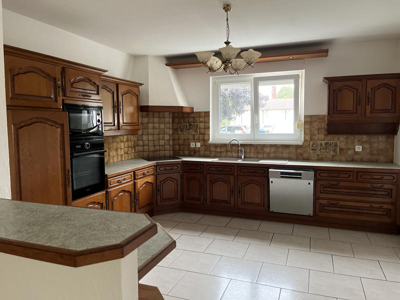 Maison - 175 m² - 7 pièces