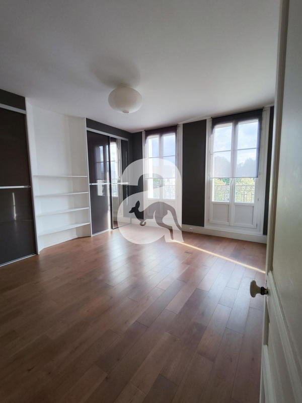 Appartement - 127 m² - 4 pièces