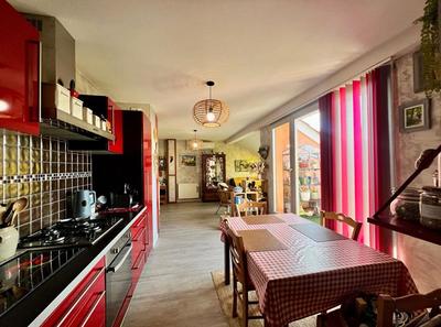 Appartement - 72 m² - 3 pièces