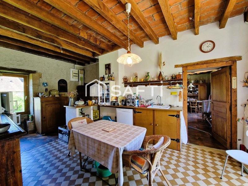 Maison - 95 m² - 5 pièces