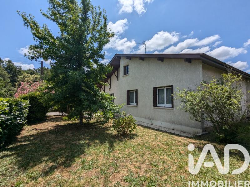 Maison - 159 m² - 8 pièces