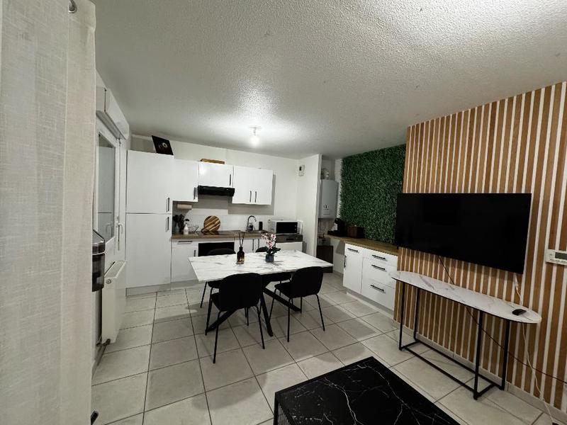 Appartement - 60 m² - 3 pièces