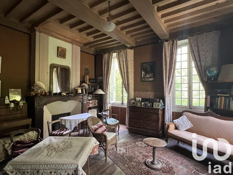 Maison - 713 m² - 16 pièces