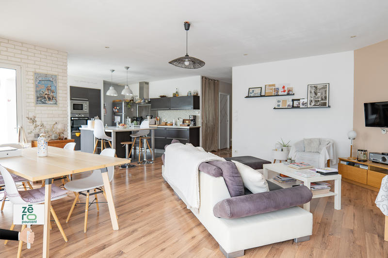 Maison - 135 m² - 6 pièces