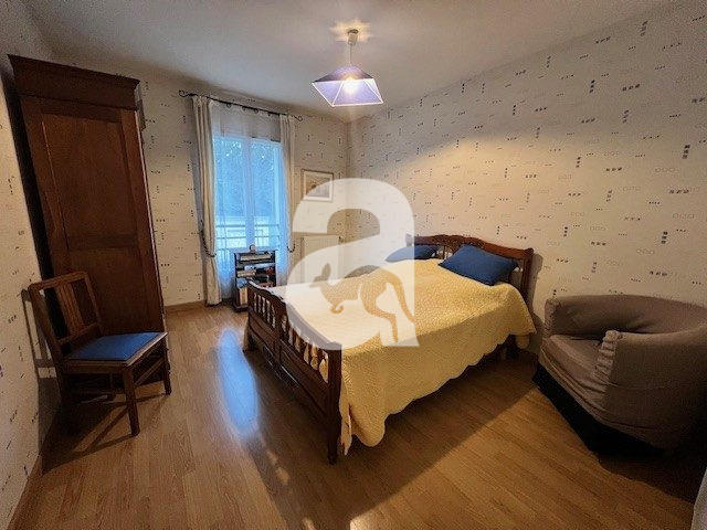 Appartement - 98 m² - 4 pièces