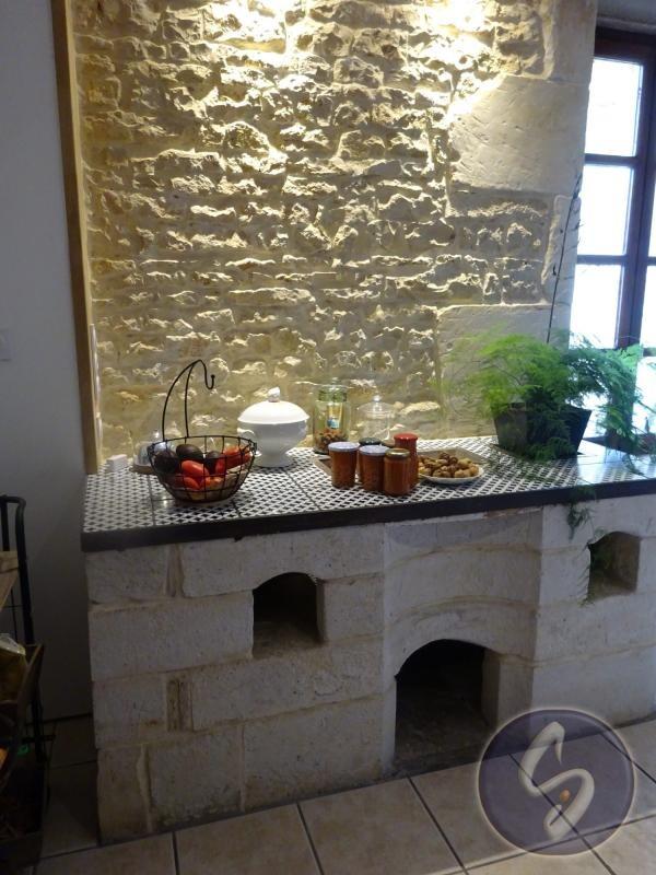 Maison - 327 m² - 9 pièces