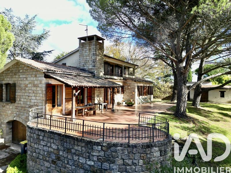 Maison - 155 m² - 5 pièces