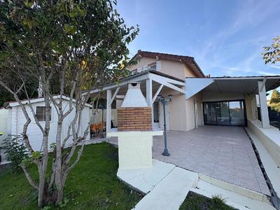 Maison - 155 m² - 5 pièces