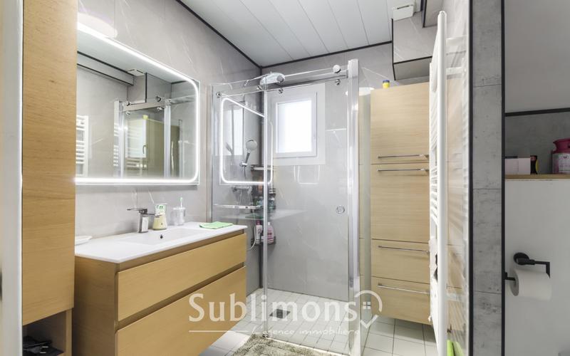 Maison traditionnelle - 118 m² - 6 pièces