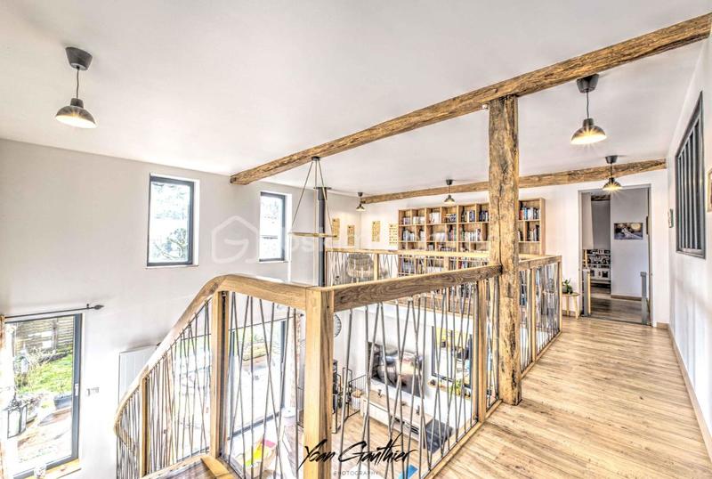 Maison - 181 m² - 8 pièces