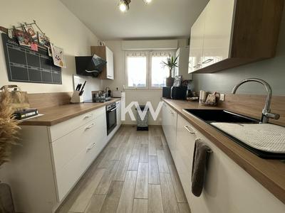 Maison - 86 m² - 5 pièces