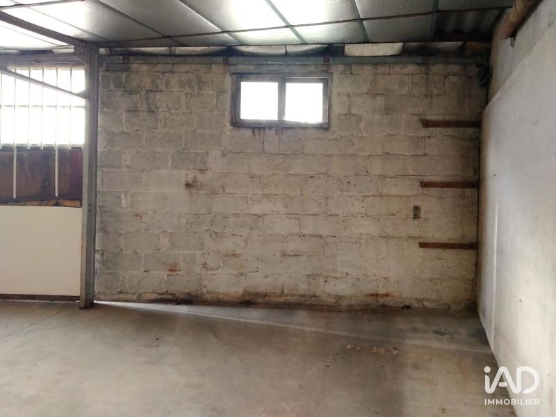 Local commercial - 42 m² - 7 pièces