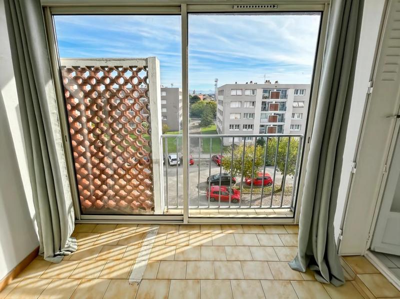 Appartement - 88 m² - 5 pièces