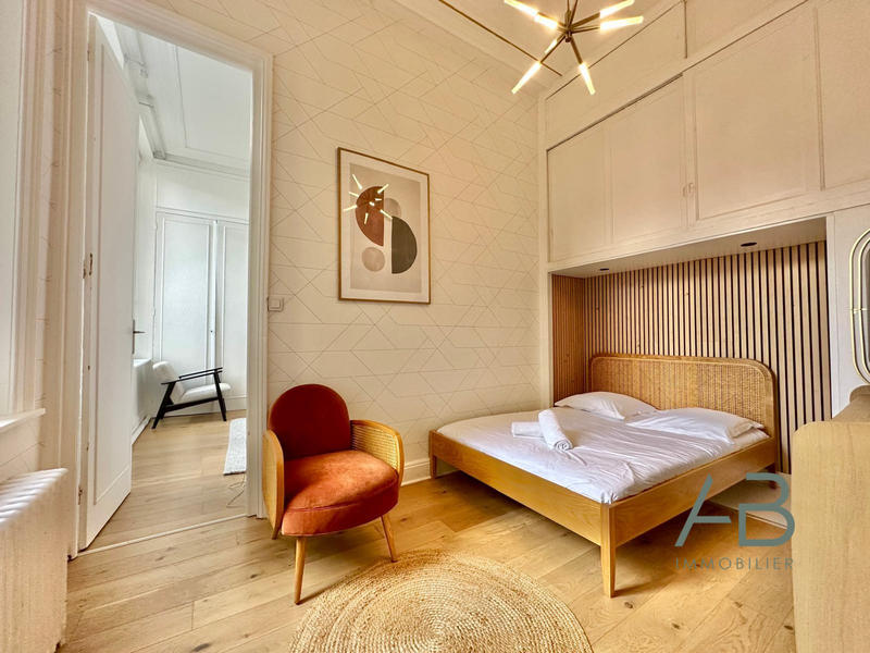 Appartement - 89 m² - 4 pièces