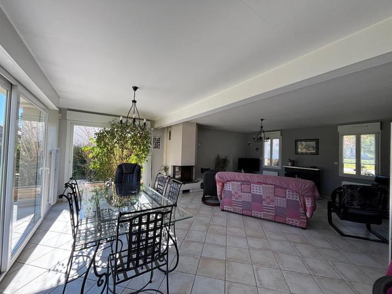 Maison - 192 m² - 5 pièces