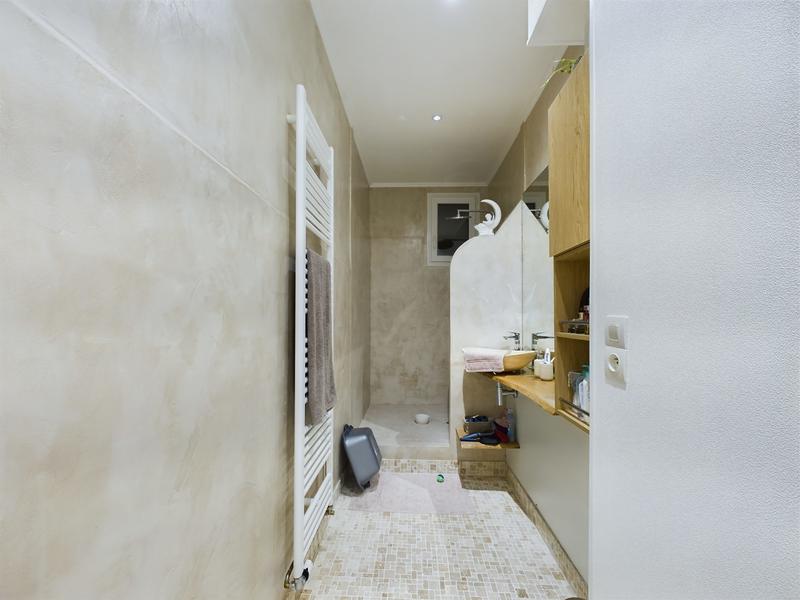 Appartement - 81 m² - 3 pièces