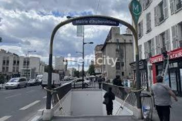 Loft - 90 m² - 3 pièces